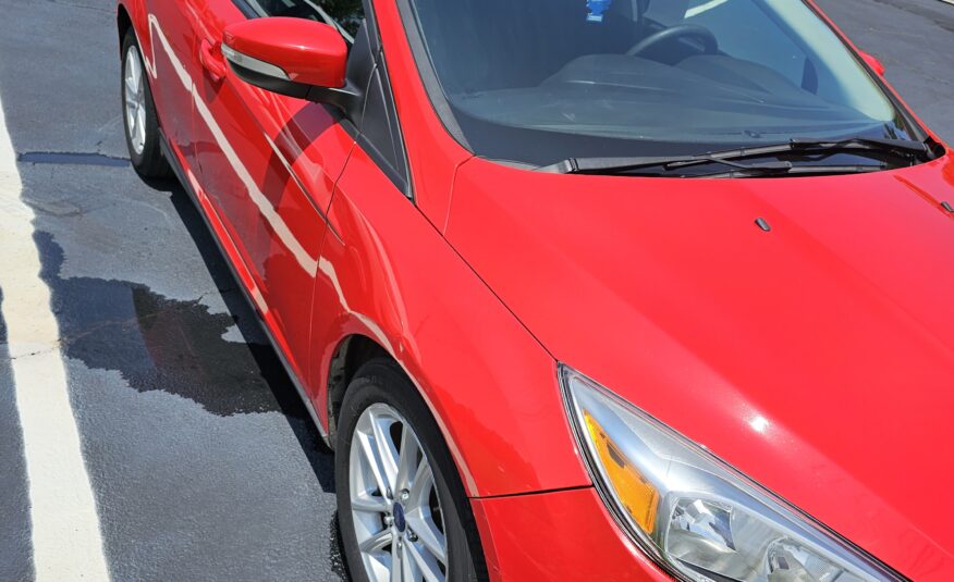 Ford Focus Red