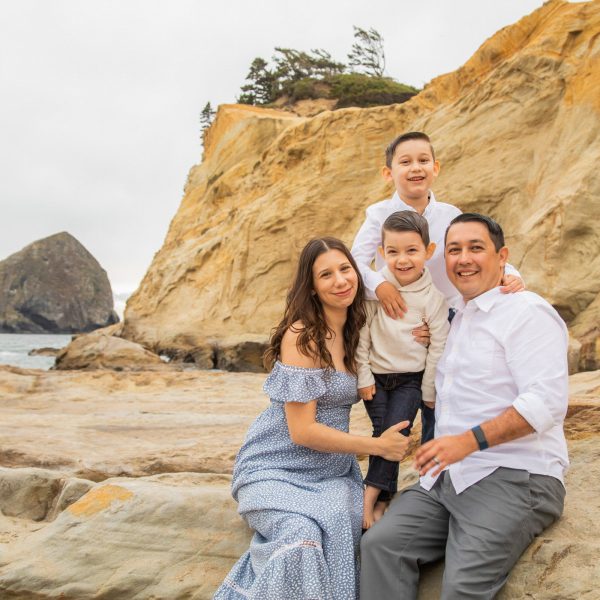 CannonBeach-Family-Photographer-OregonCoast-DanRice-003