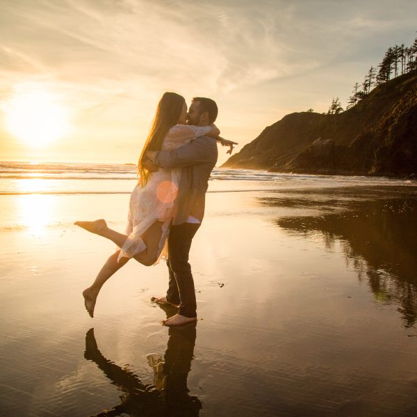 CannonBeach-Elopement-Wedding-OregonCoast-DanRice-26-011