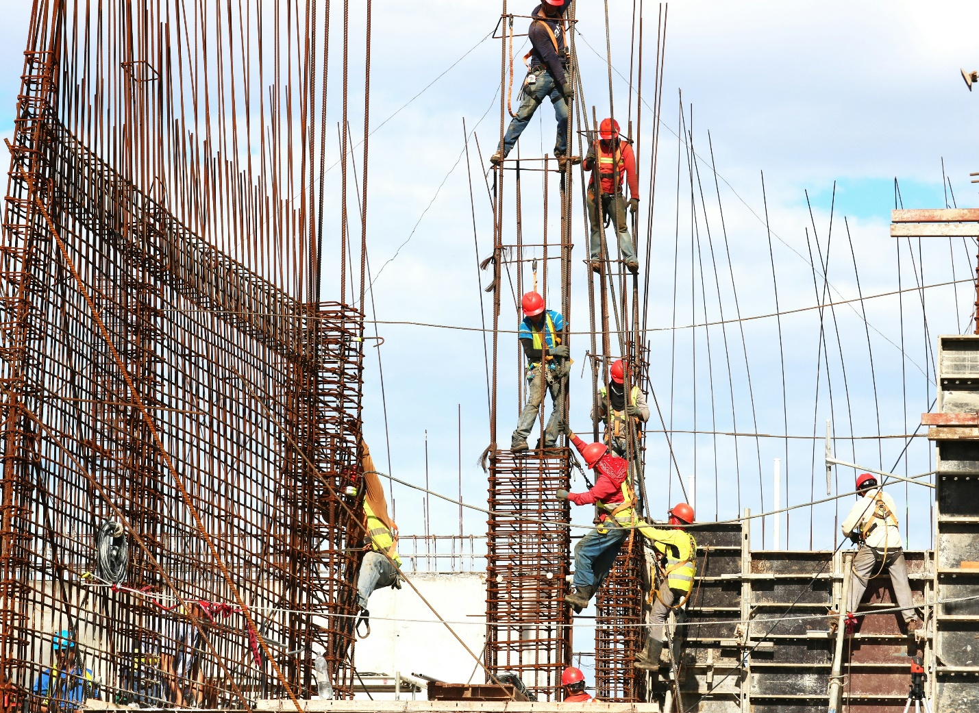 Megaproject construction workers