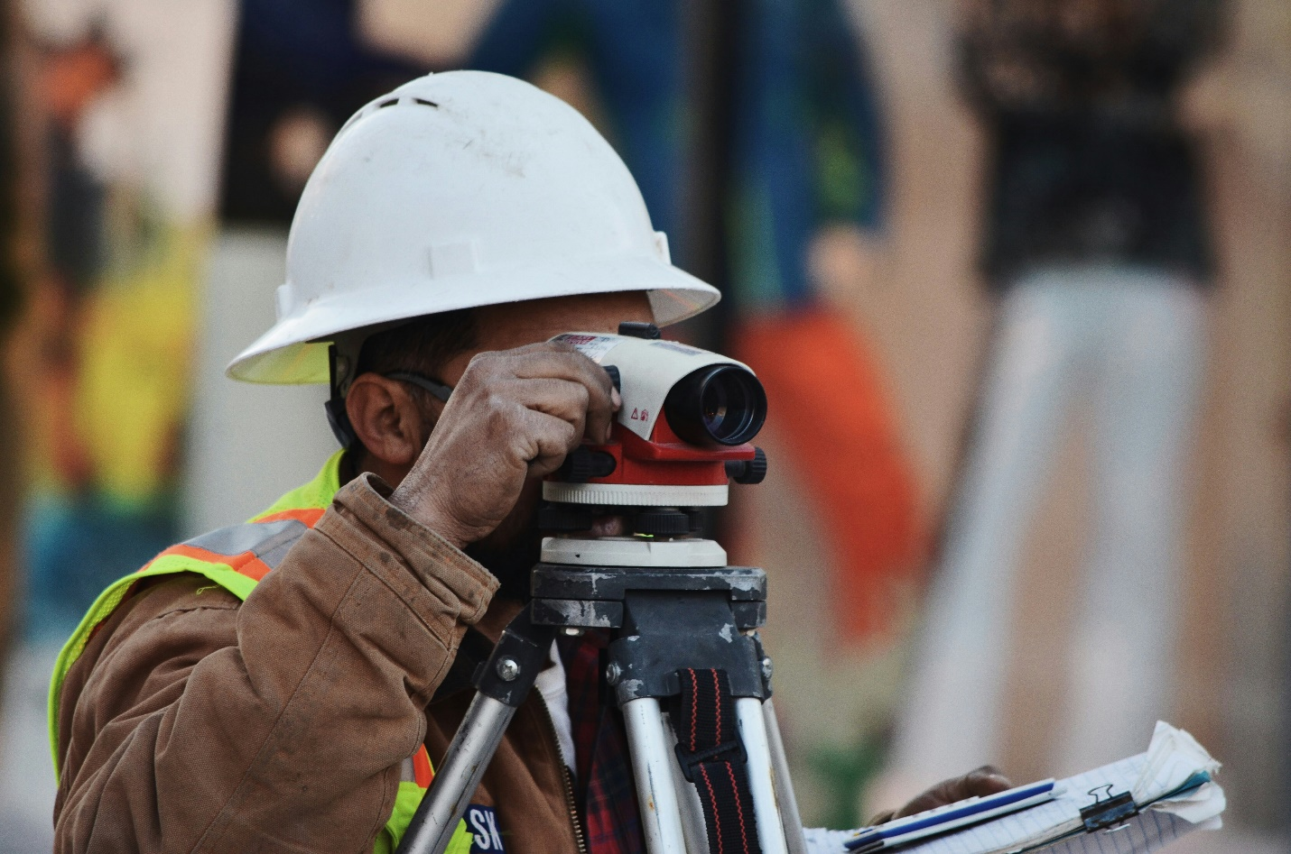 A construction damage expert witness at work